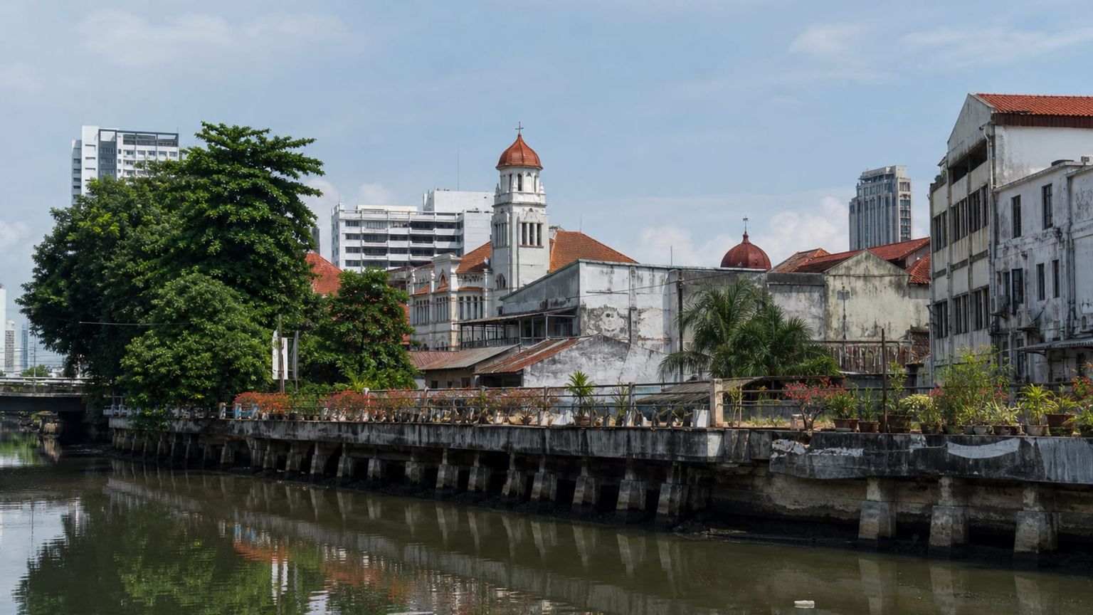 Jakarta travel guide: How to experience the city without rushing 3 Useful things to know