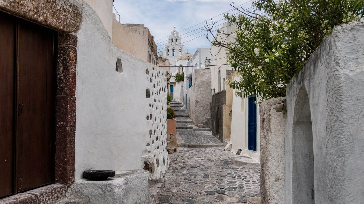 Firá travel guide: How to experience the city without rushing 30 Day 4: Megalochori and Wine