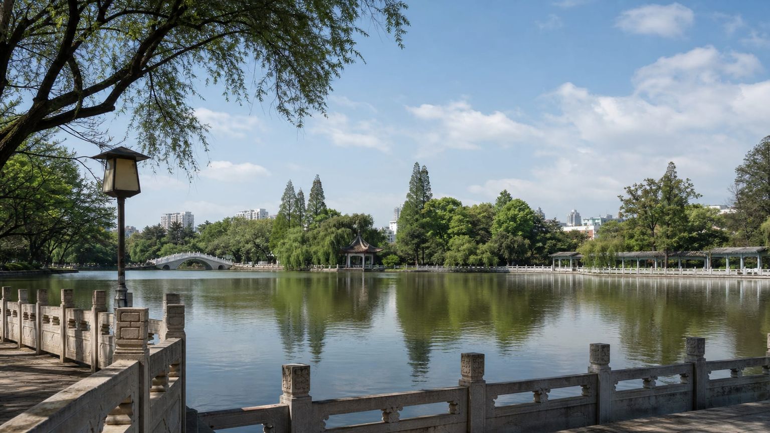 Kunming travel guide: How to experience the city without rushing 28 Day 2: Green Lake and Old Streets