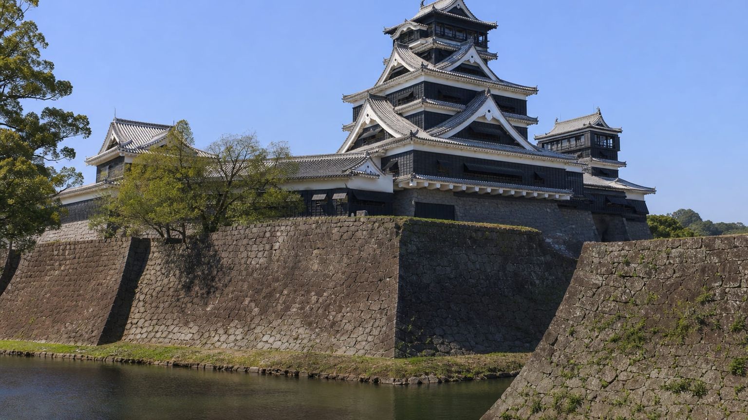 Kumamoto travel guide: How to experience the city without rushing 29 Day 4: Castle, Garden, and Shopping