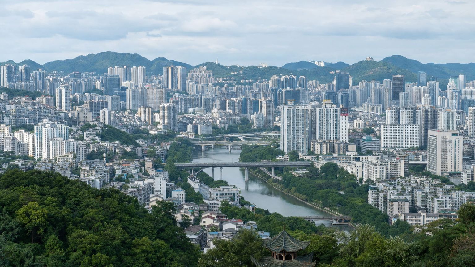 Guiyang travel guide: How to experience the city without rushing 32 Business-class flights from the US to Guiyang