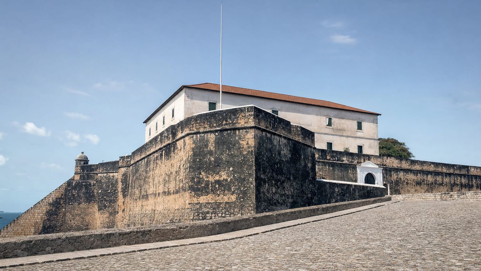 Luanda travel guide: How to experience the city without rushing 27 Day 2: Fort and History