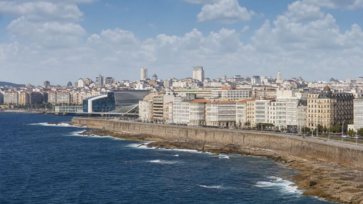 A Coruña travel guide: How to experience the city without rushing 31 Business-class flights from the US to A Coruña