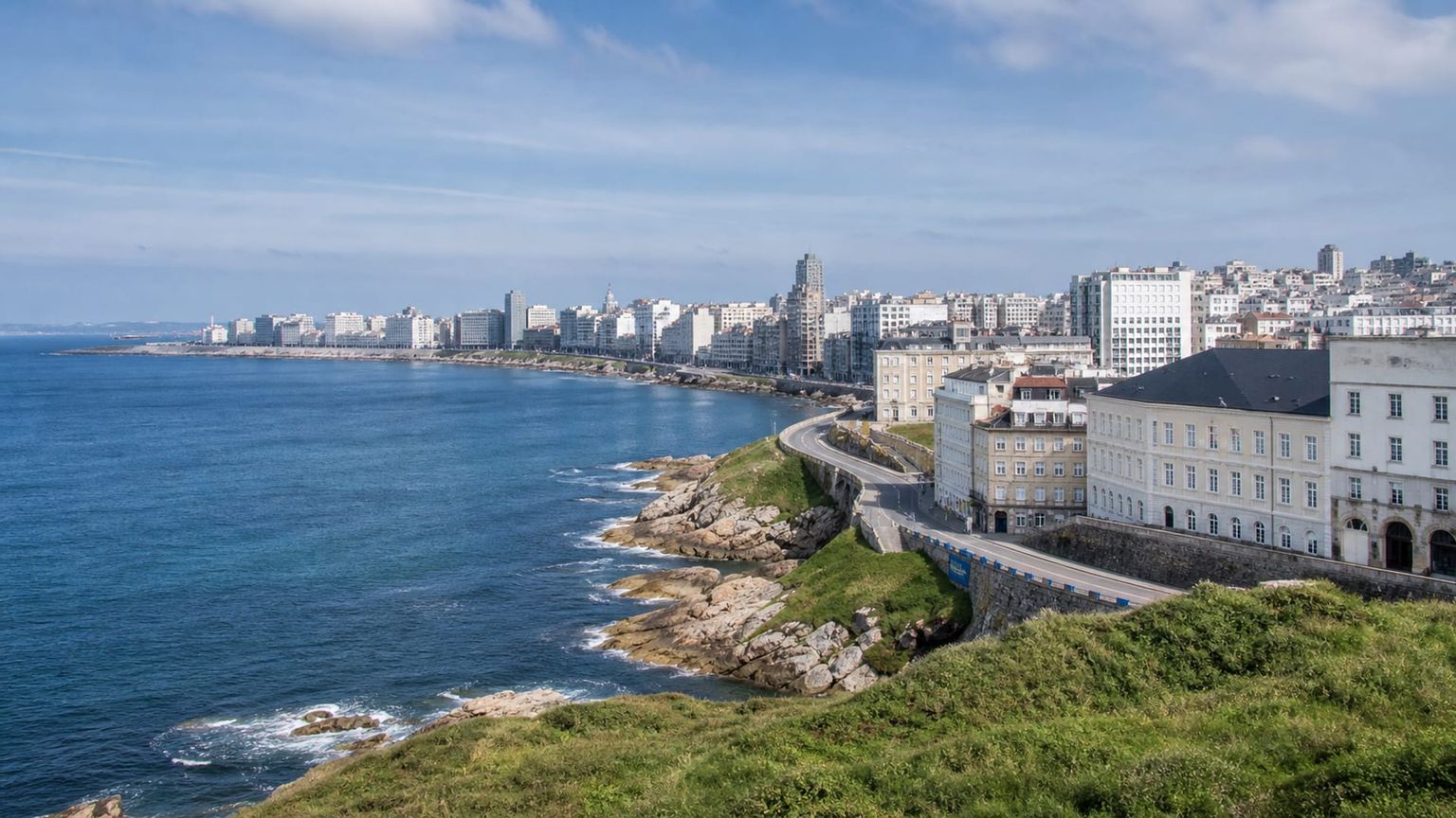 A Coruña travel guide: How to experience the city without rushing 3 Useful things to know