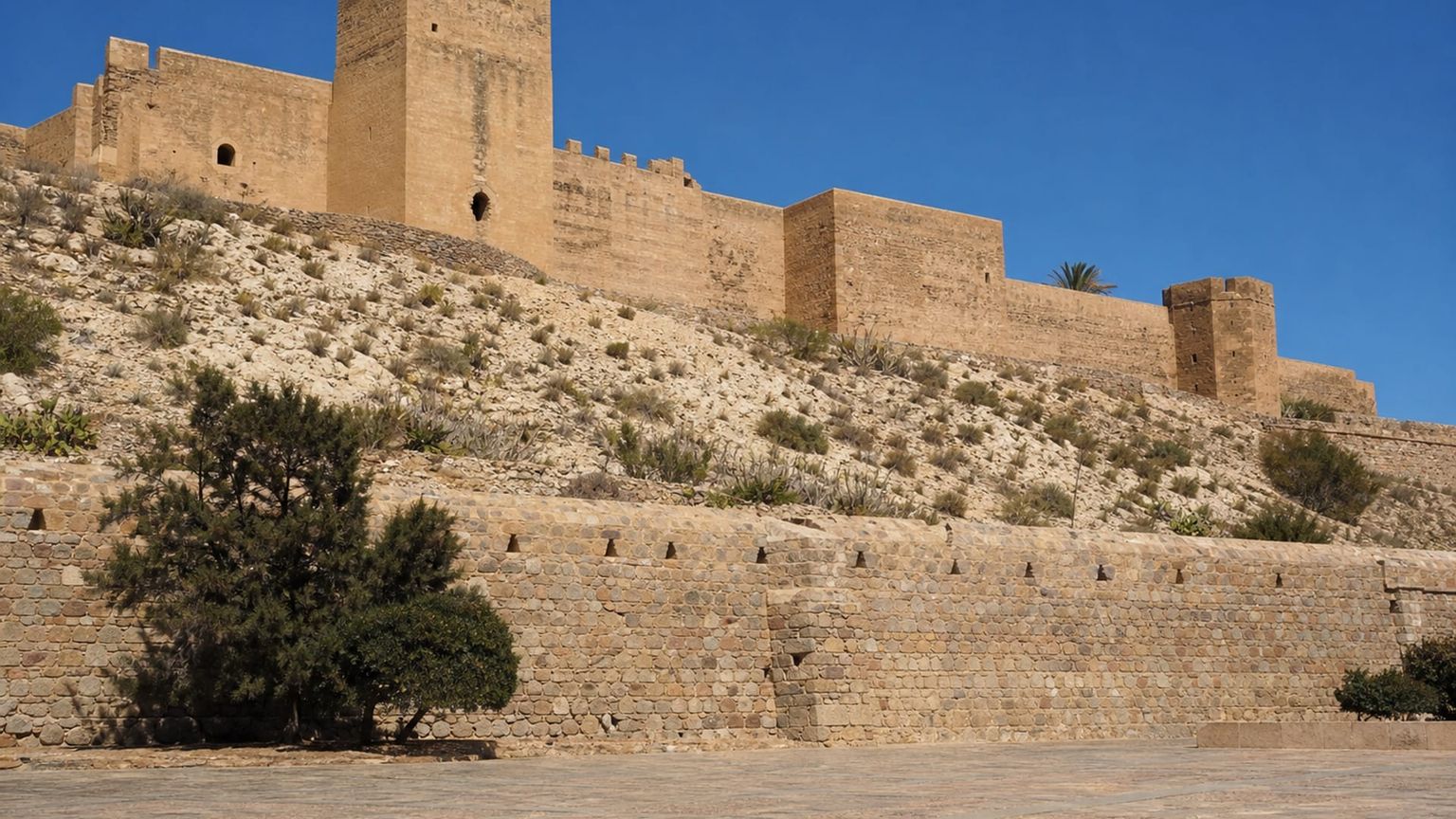 Almería travel guide: How to experience the city without rushing 26 Day 1: Arrival and Adjustment