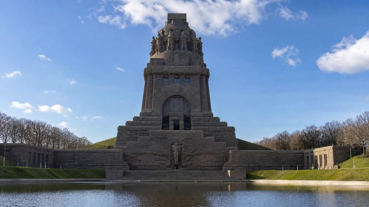 Leipzig travel guide: How to experience the city without rushing 30 Day 4: Monument and Lake Shore