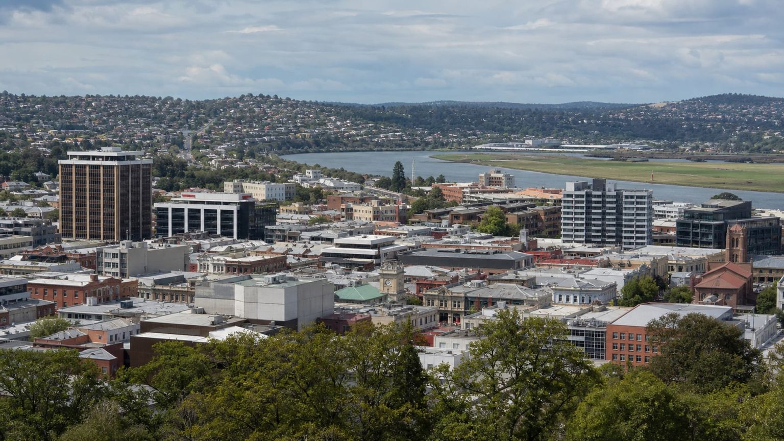 Launceston travel guide: How to experience the city without rushing 3 Useful things to know