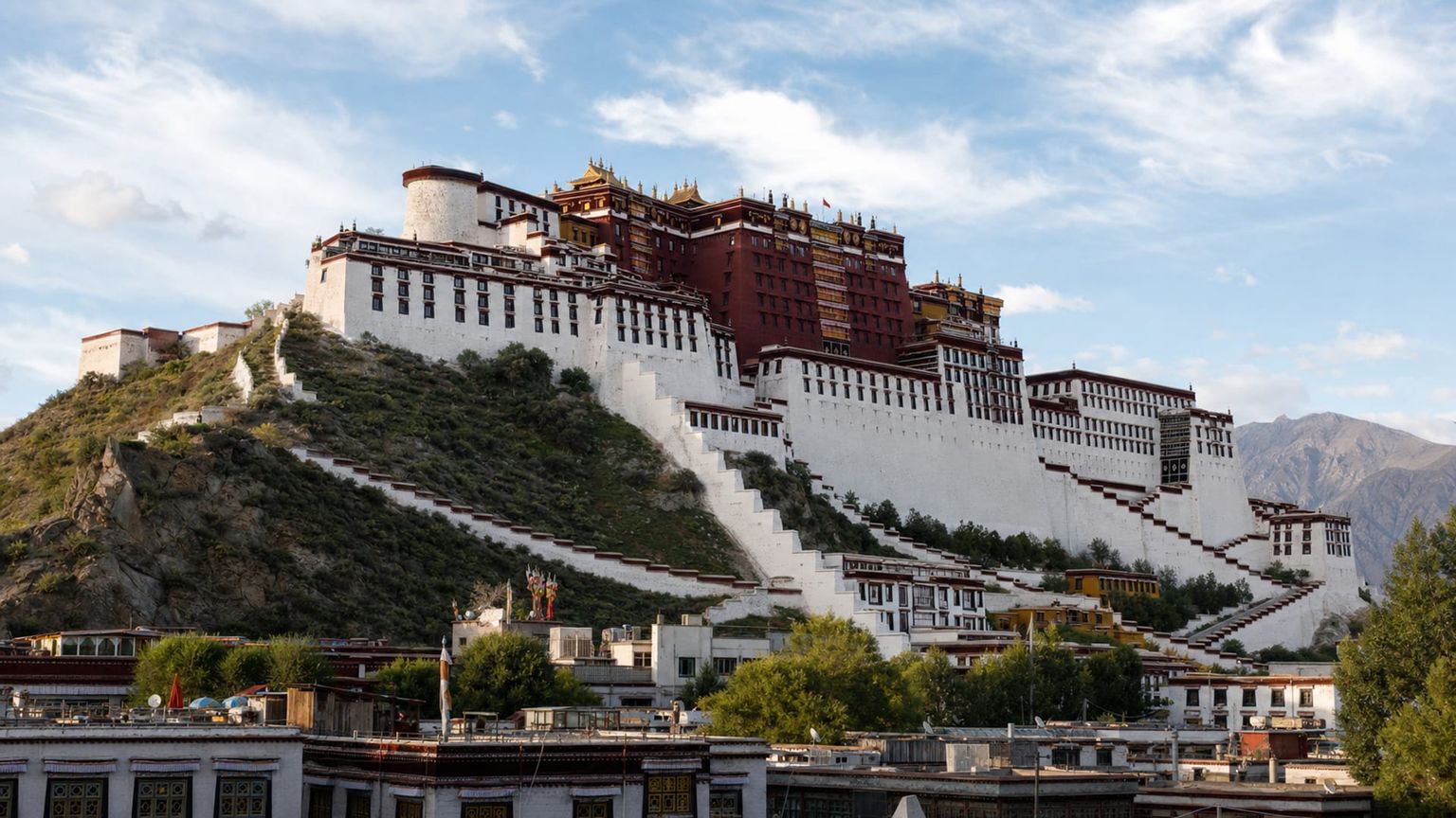 Lhasa travel guide: How to experience the city without rushing 28 Day 2: Potala and Jokhang