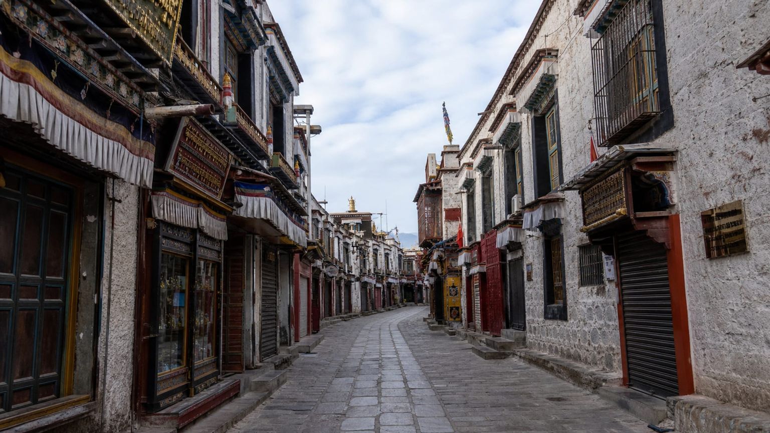 Lhasa travel guide: How to experience the city without rushing 30 Day 4: Barkhor and Palace Views