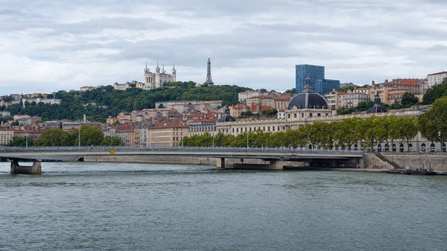 Lyon travel guide: How to experience the city without rushing 26 Traditional food