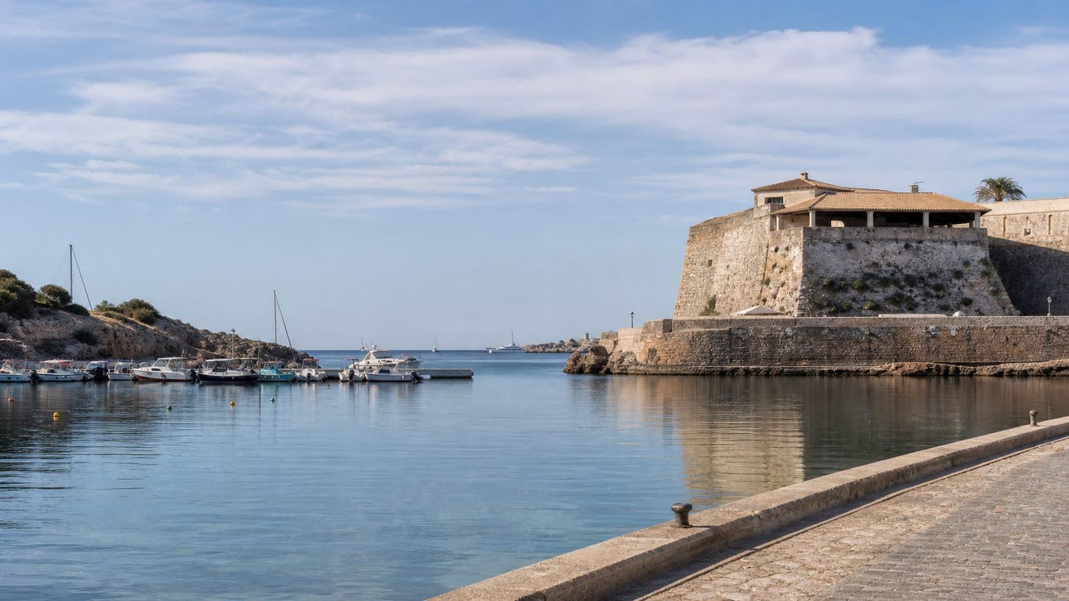 Minorca travel guide: How to experience the city without rushing 27 Day 1: Arrival and Adjustment