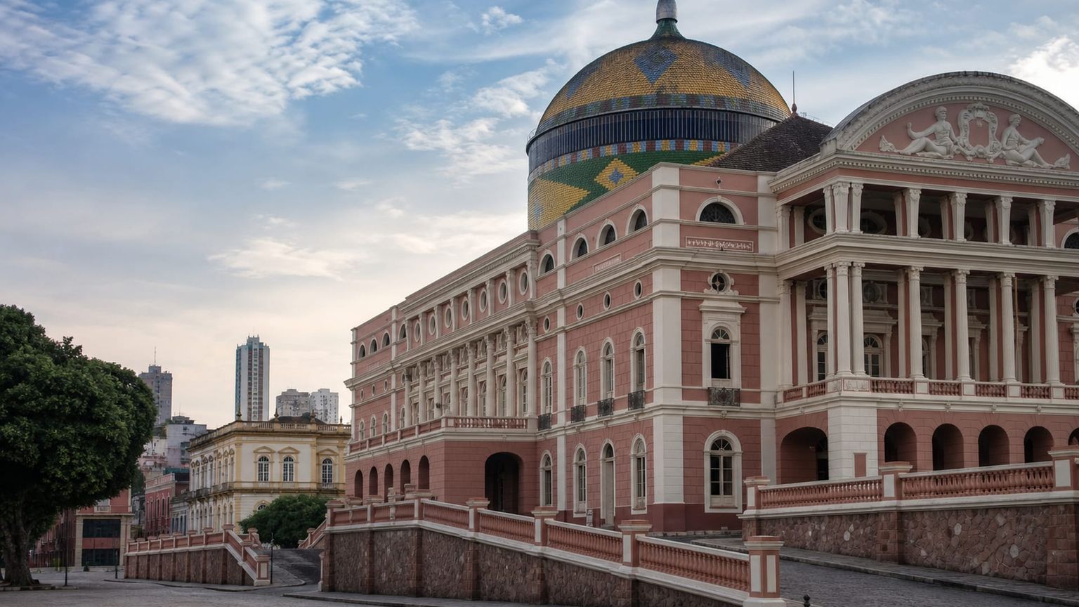Manaus travel guide: How to experience the city without rushing 3 Useful things to know