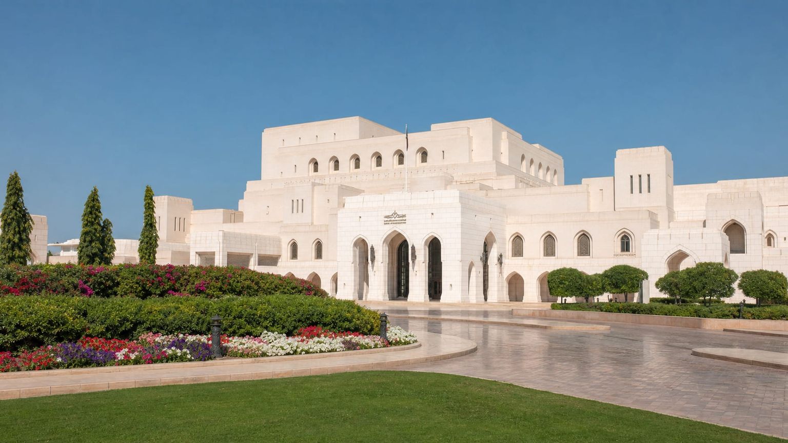 Muscat travel guide: How to experience the city without rushing 30 Day 4: Qurum and the Opera
