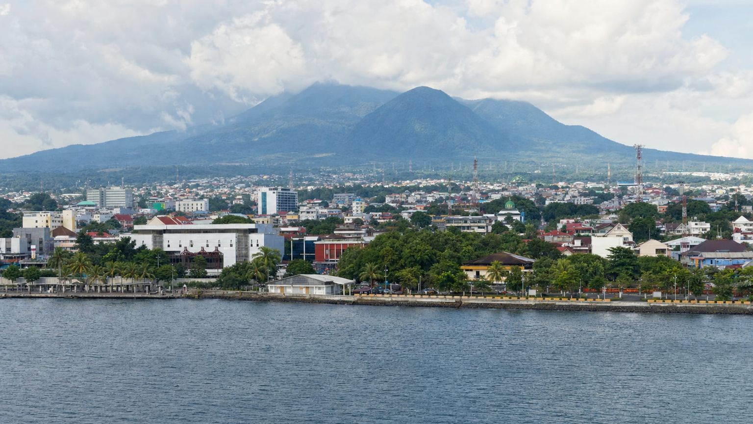 Manado travel guide: How to experience the city without rushing 31 Business-class flights from the US to Manado