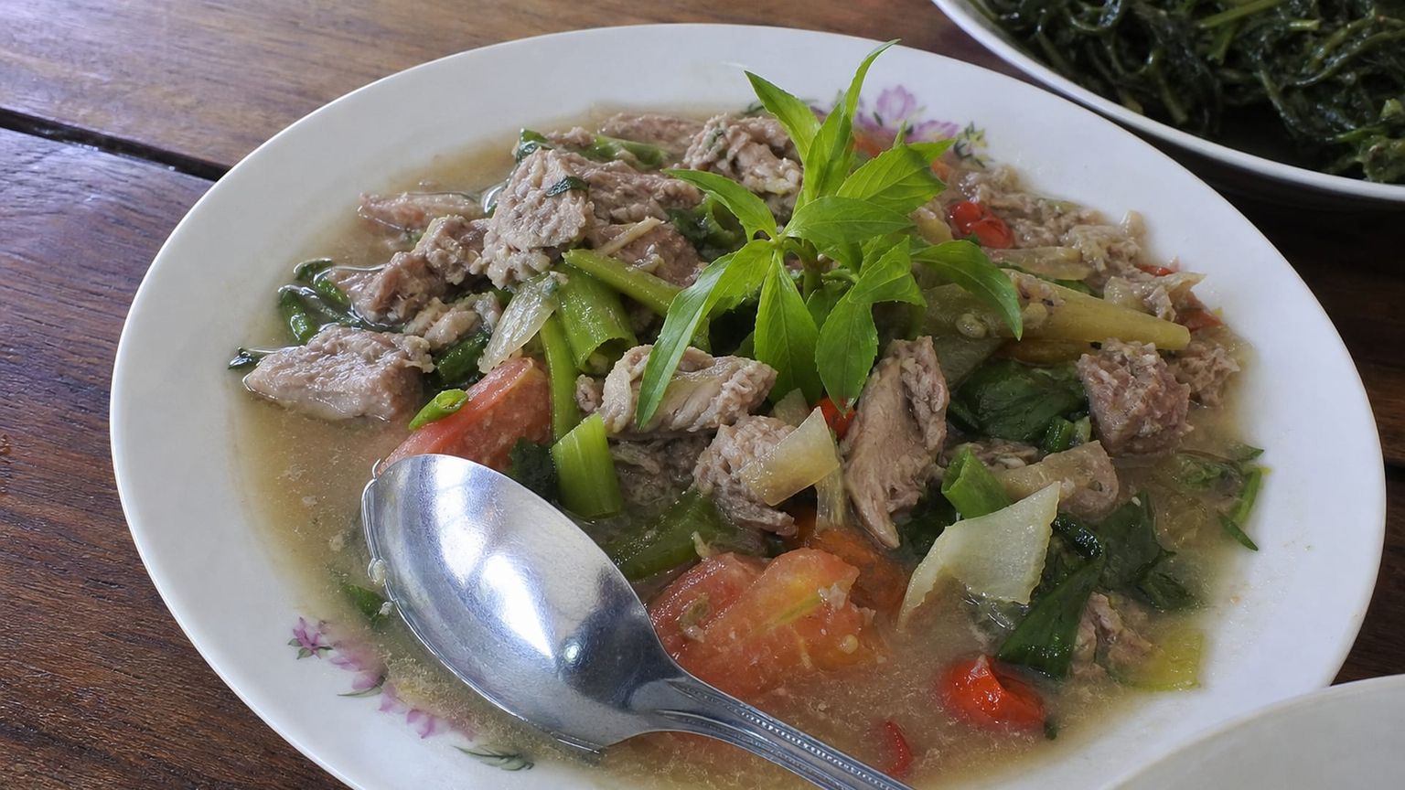 Manado travel guide: How to experience the city without rushing 25 Traditional food