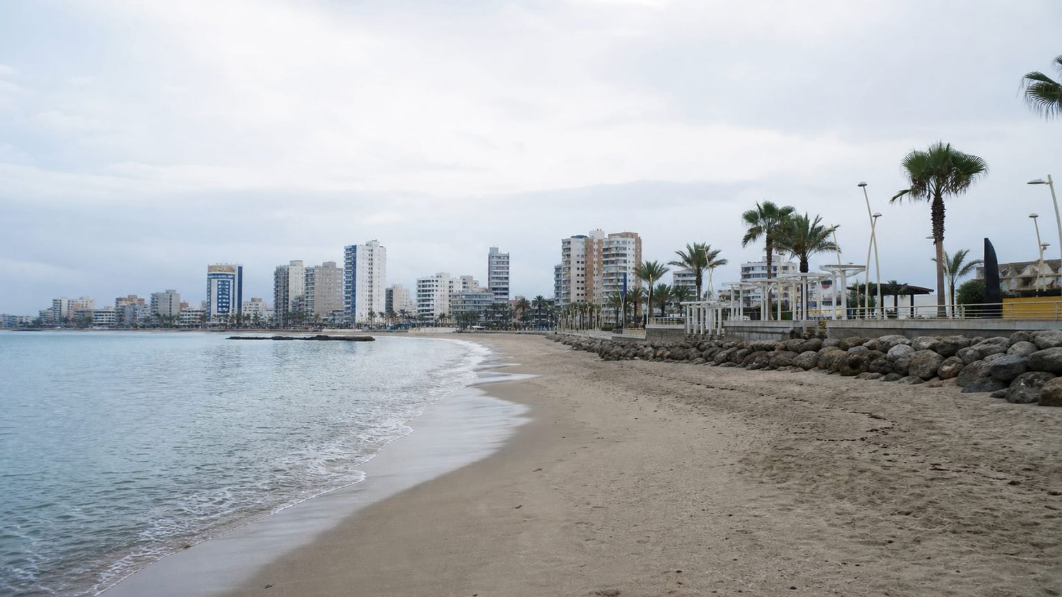 Manta travel guide: How to experience the city without rushing 27 Day 1: Arrival and Adjustment