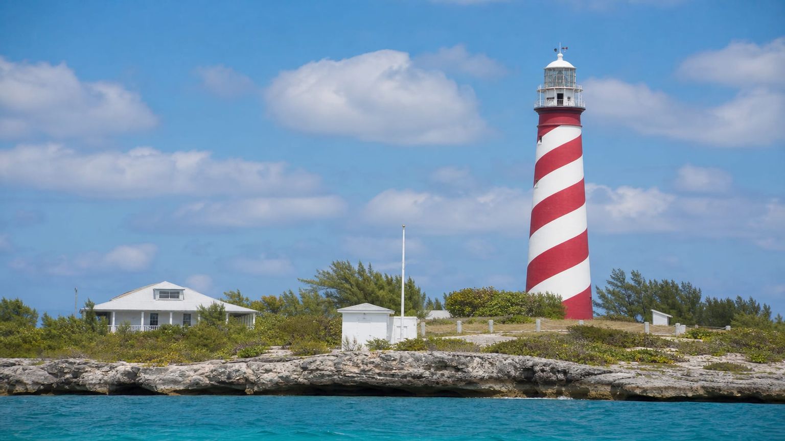 Marsh Harbour travel guide: How to experience the city without rushing 28 Day 3: Hope Town by Ferry