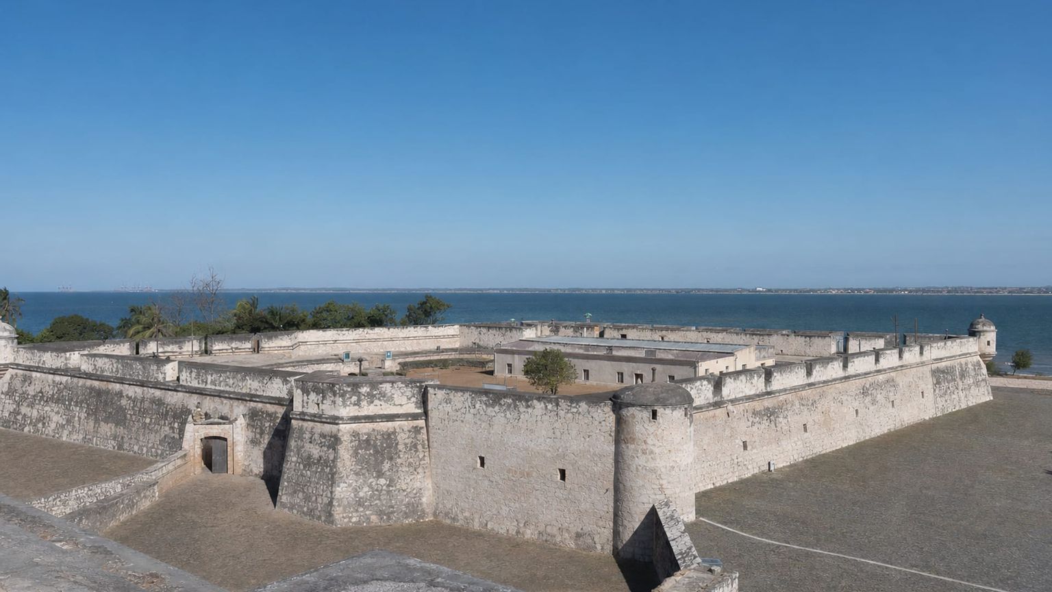 Maputo travel guide: How to experience the city without rushing 27 Day 2: Baixa and the waterfront