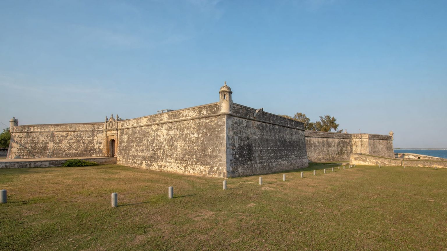 Maputo travel guide: How to experience the city without rushing 20 Fortaleza de Maputo