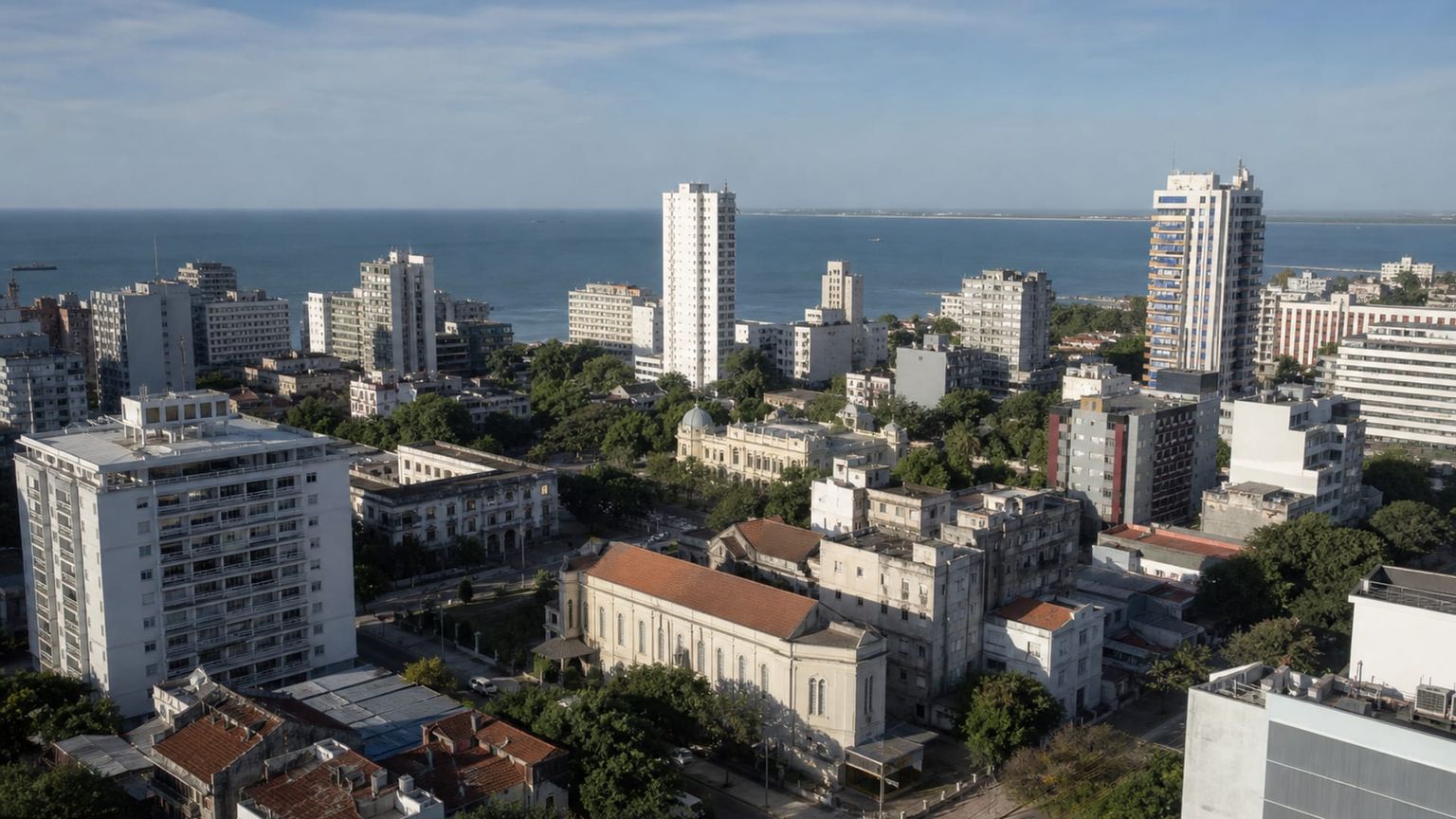Maputo travel guide: How to experience the city without rushing 3 Useful things to know