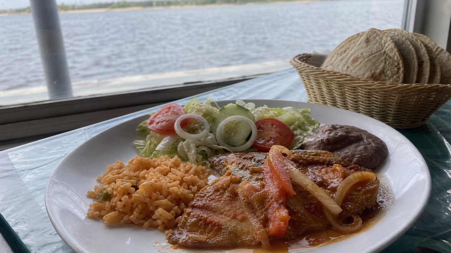 Minatitlán travel guide: How to experience the city without rushing 24 Traditional food