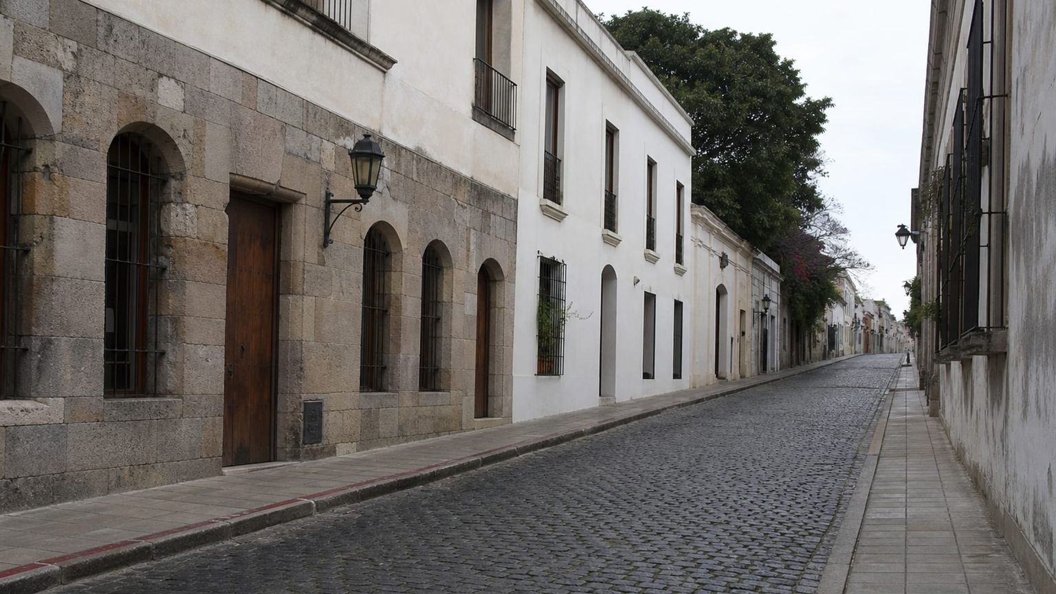 Montevideo travel guide: How to experience the city without rushing 31 Day 5: Last Shops and Departure