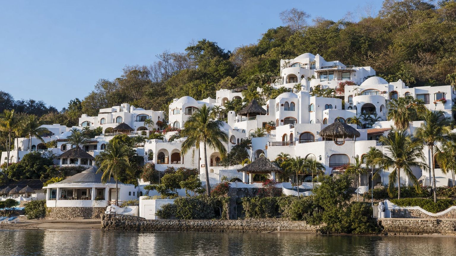 Manzanillo travel guide: How to experience the city without rushing 21 Las Hadas Bay