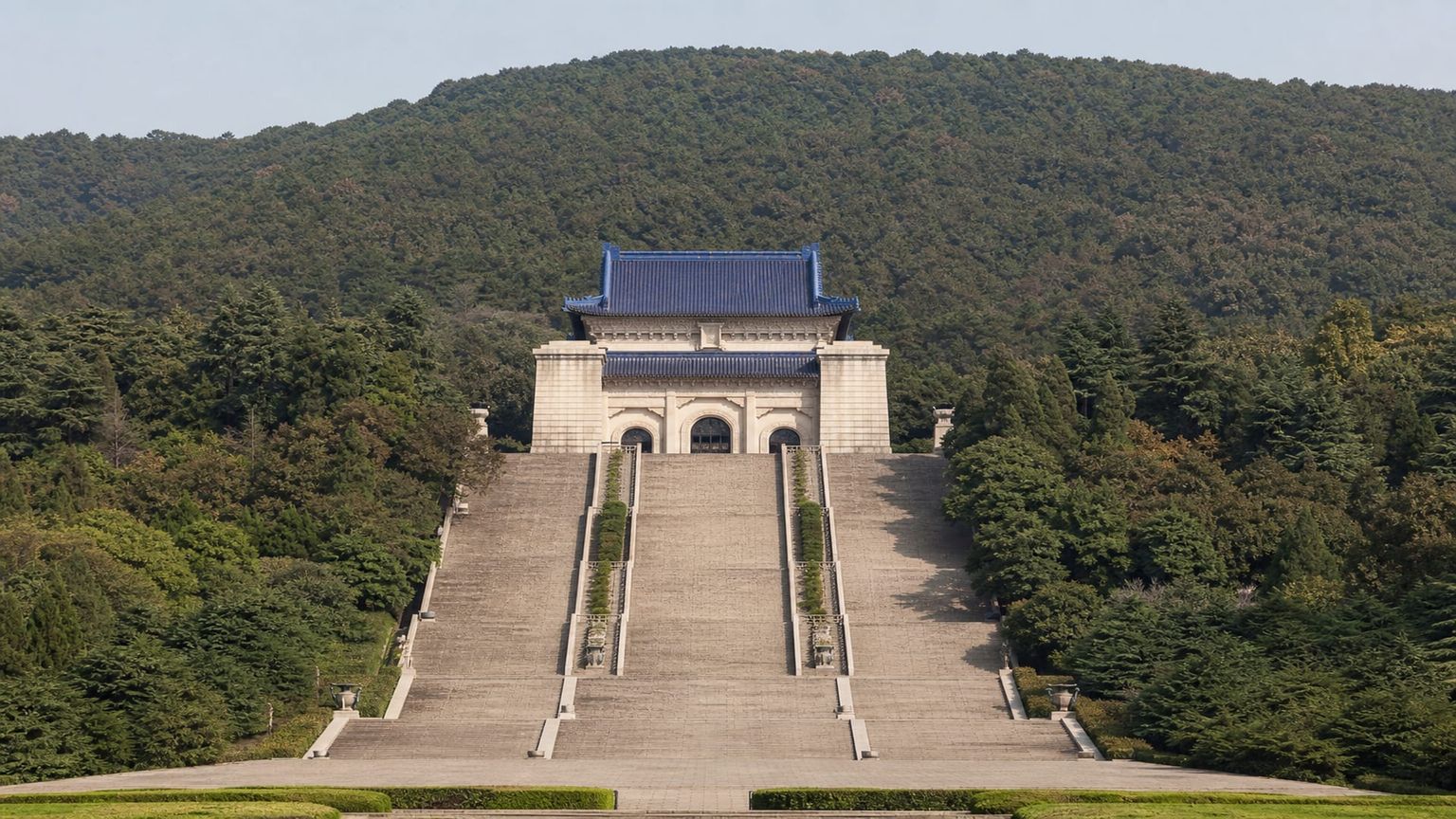 Nanjing travel guide: How to experience the city without rushing 28 Day 2: Purple Mountain