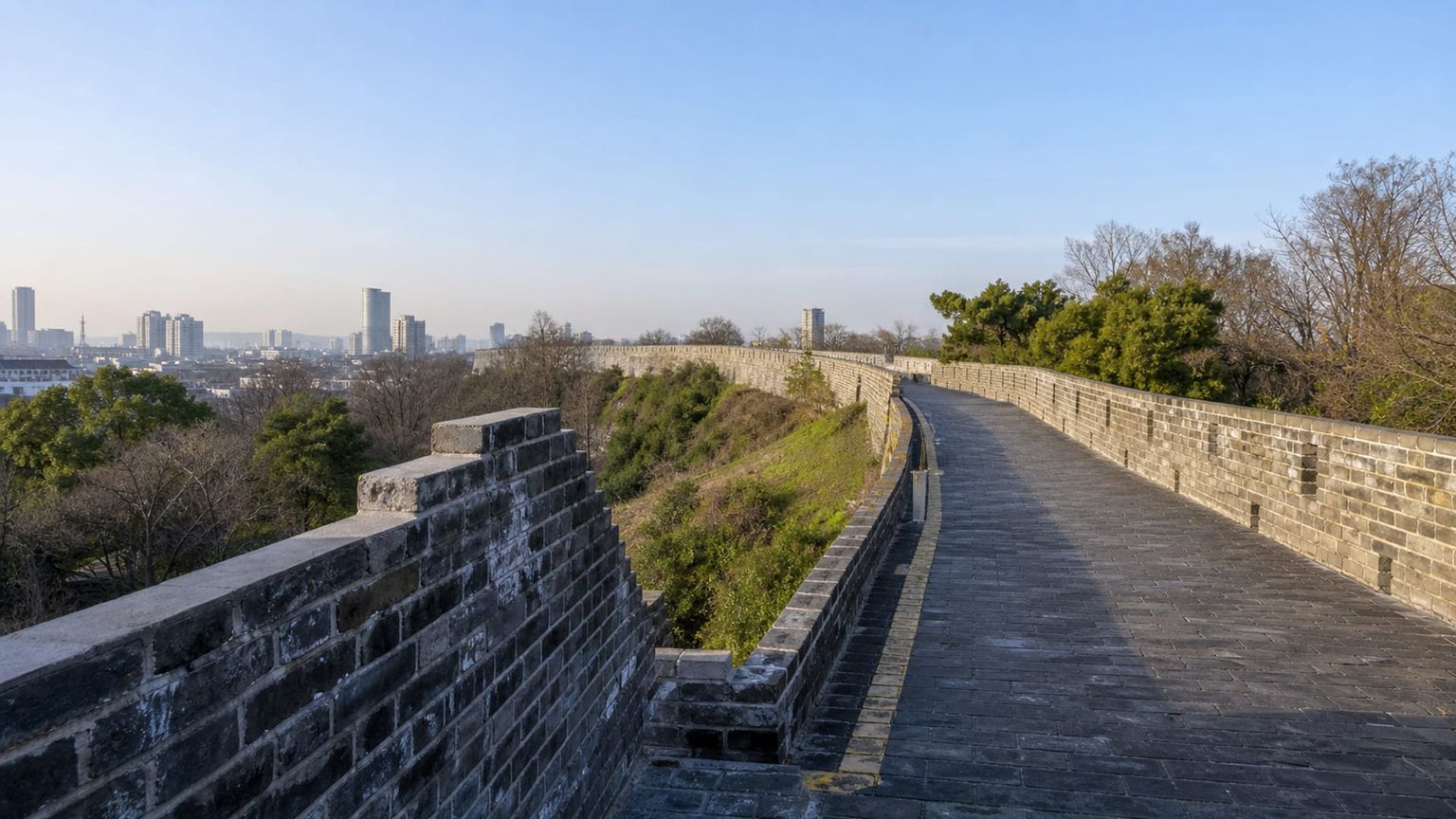 Nanjing travel guide: How to experience the city without rushing 30 Day 4: City Wall and Qinhuai River