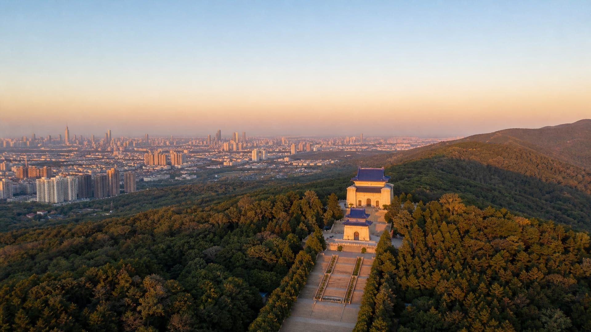 NKG hero Nanjing travel guide: How to experience the city without rushing