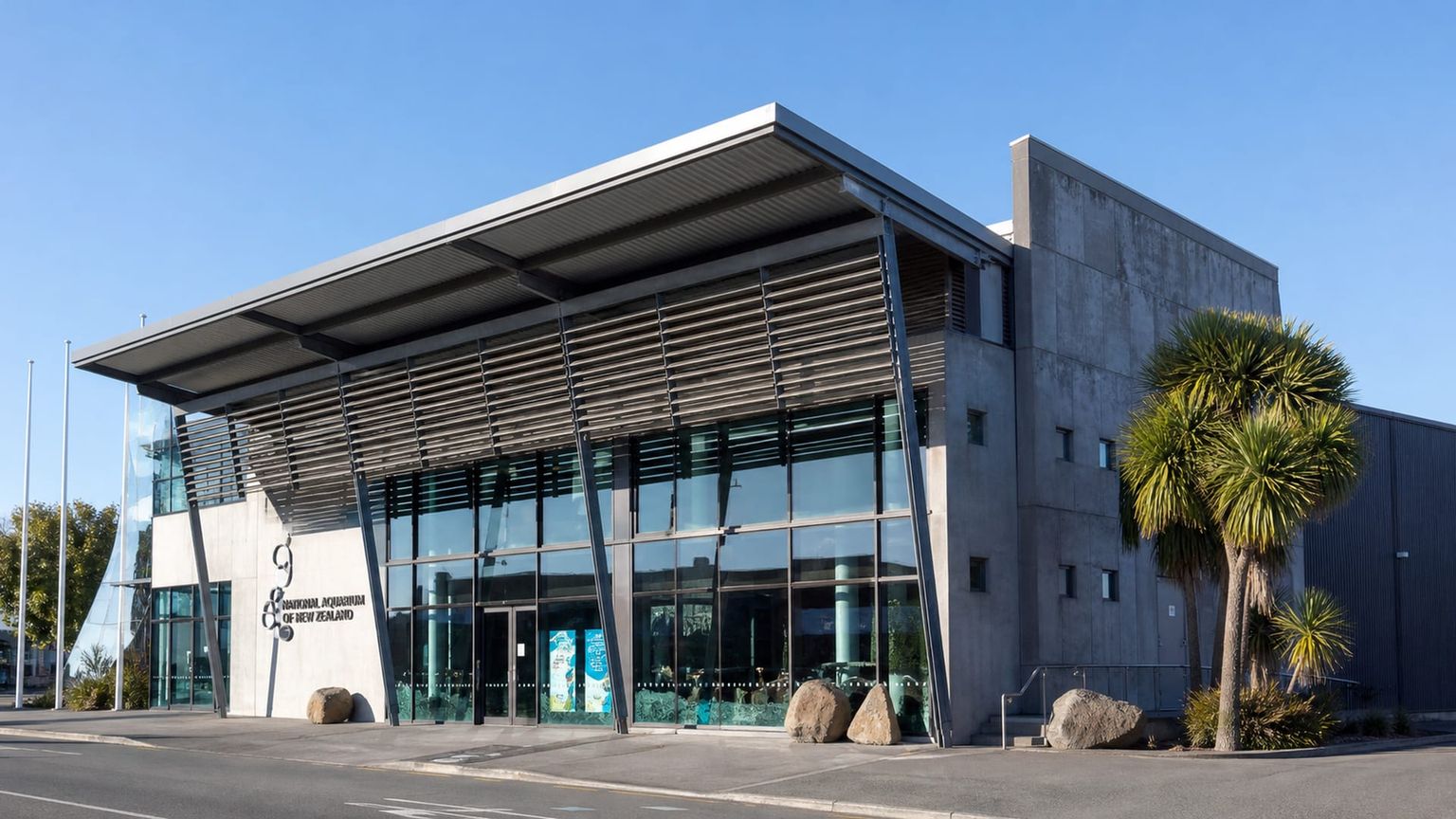 Hastings travel guide: How to experience the city without rushing 21 National Aquarium of New Zealand