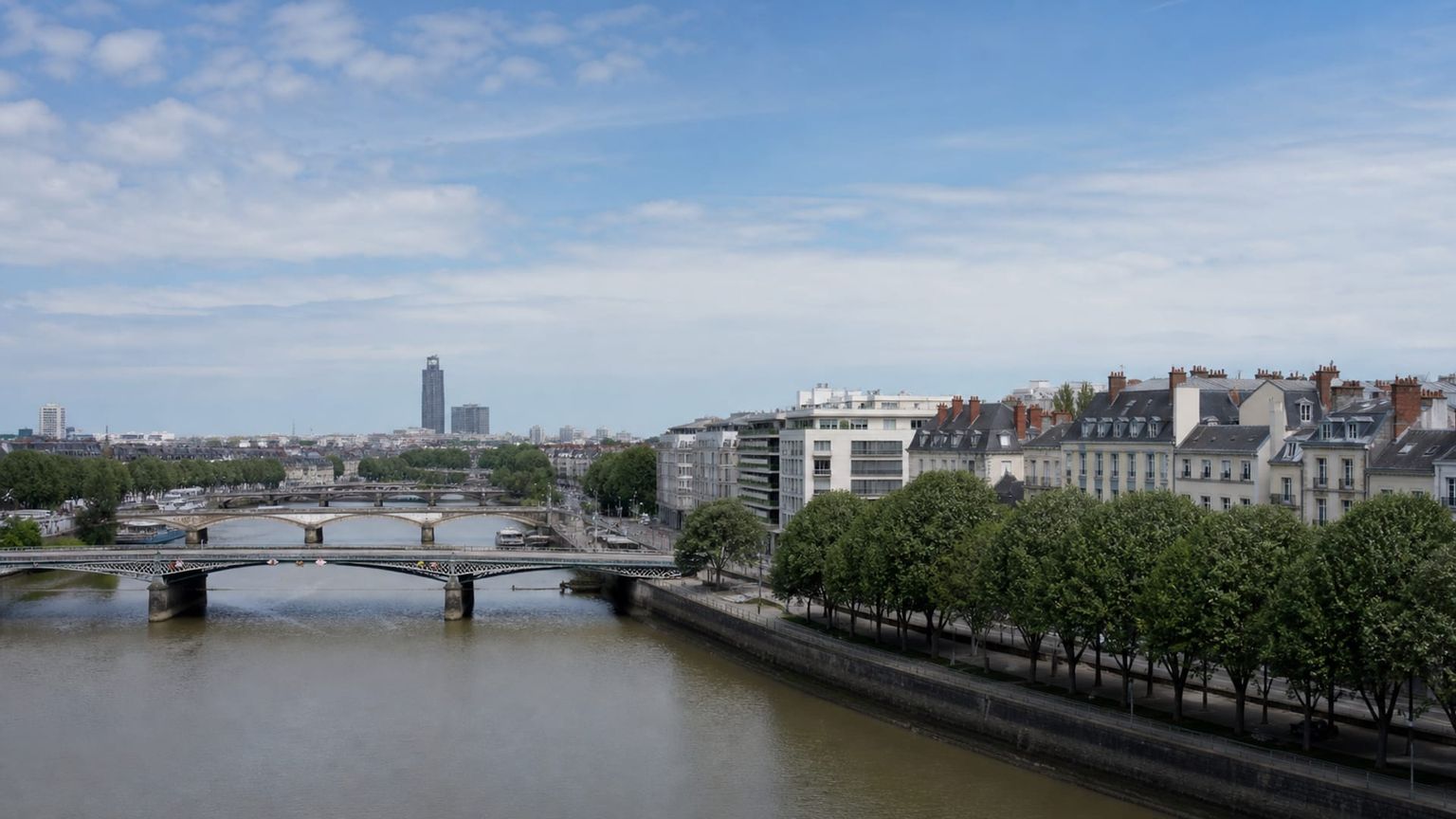 Nantes travel guide: How to experience the city without rushing 32 Business-class flights from the US to Nantes