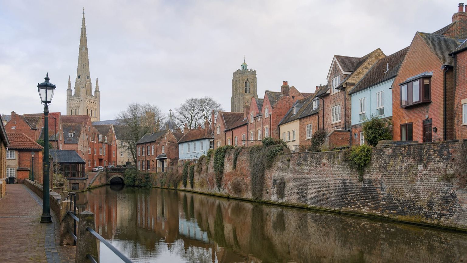 Norwich travel guide: How to experience the city without rushing 26 Traditional food