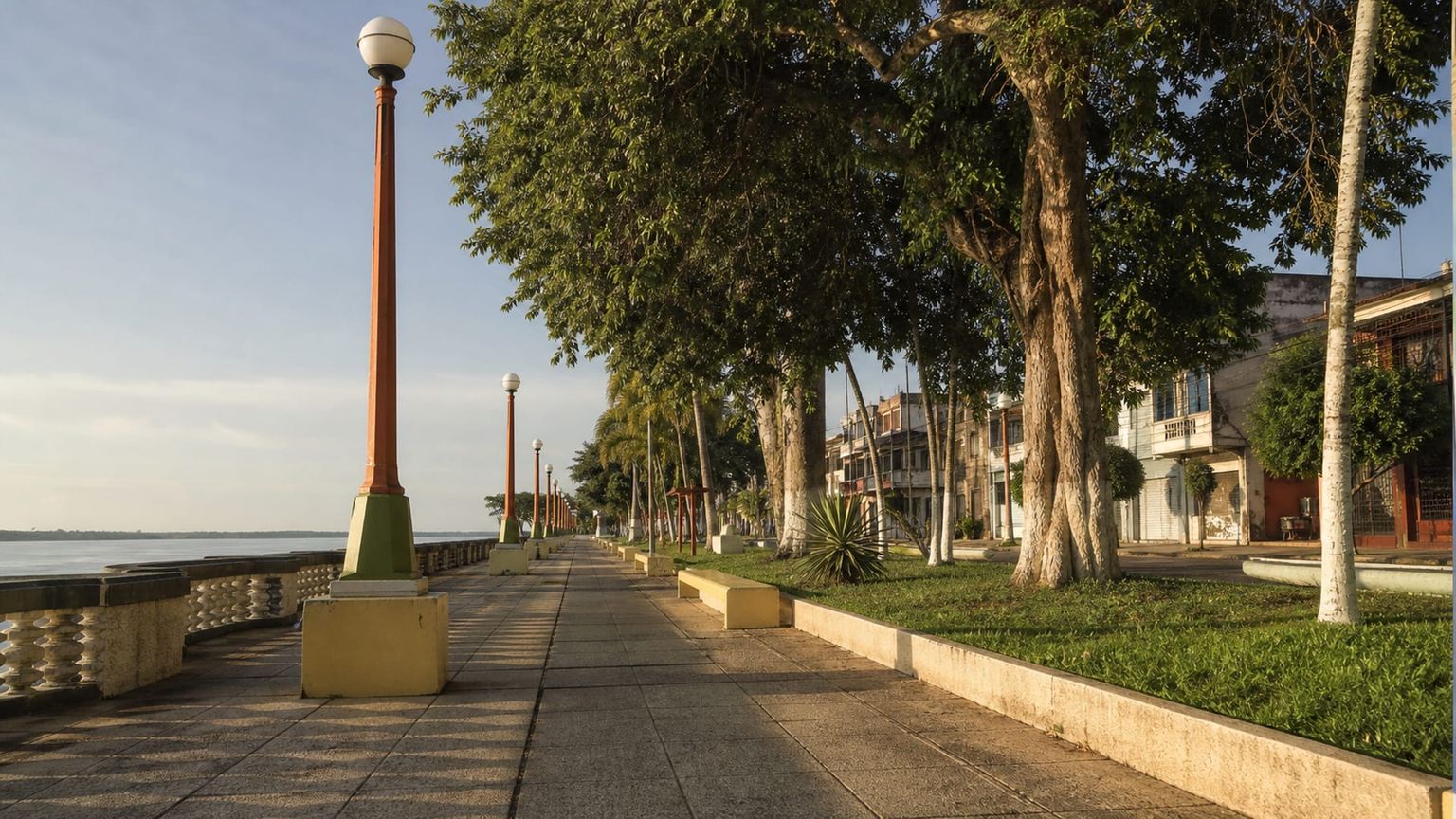 Pucallpa travel guide: How to experience the city without rushing 15 Malecón Grau