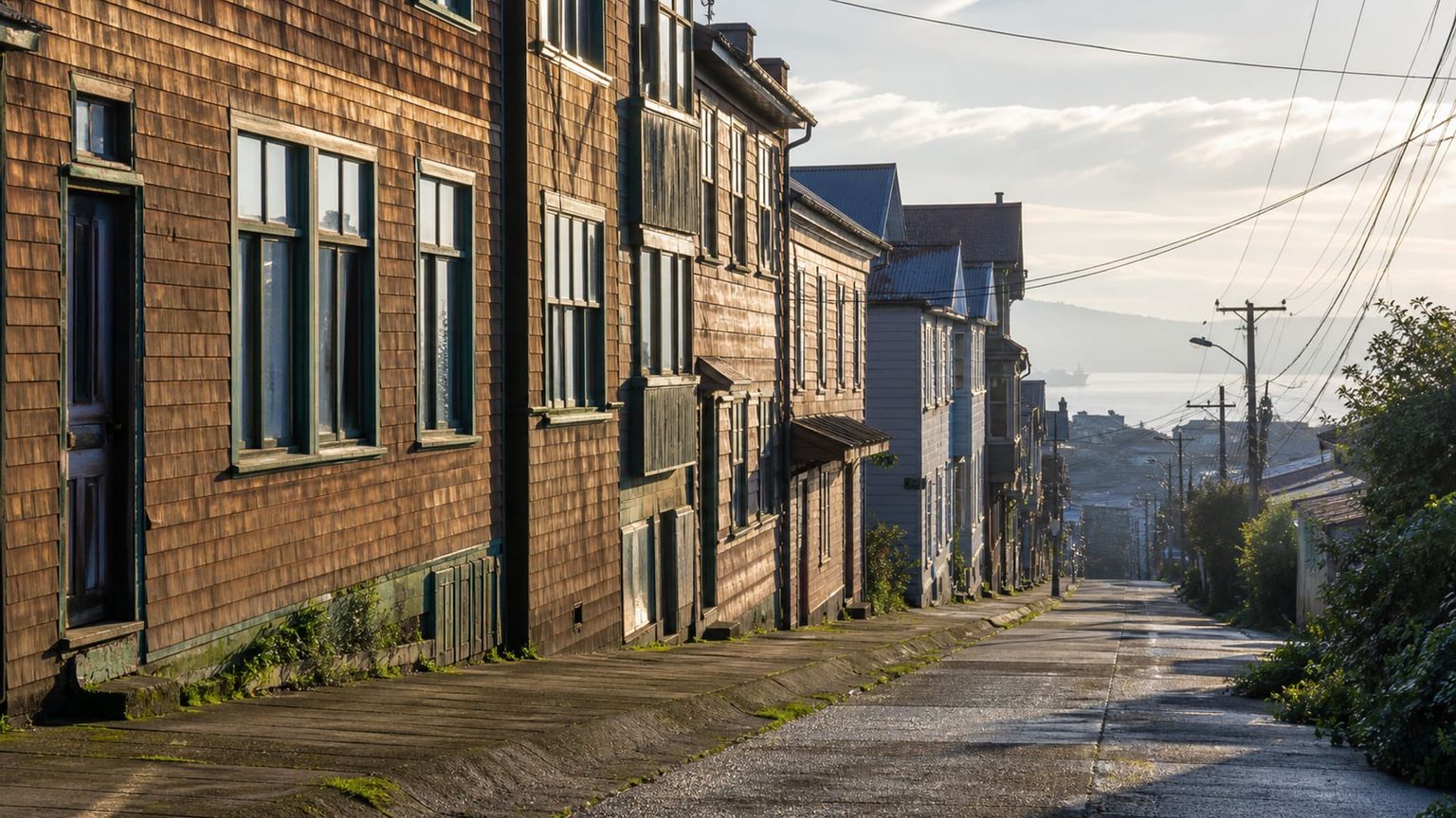 Puerto Montt travel guide: How to experience the city without rushing 16 Cayenel