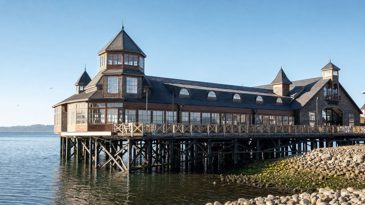 Puerto Montt travel guide: How to experience the city without rushing 20 Muelle de Paseo del Mar