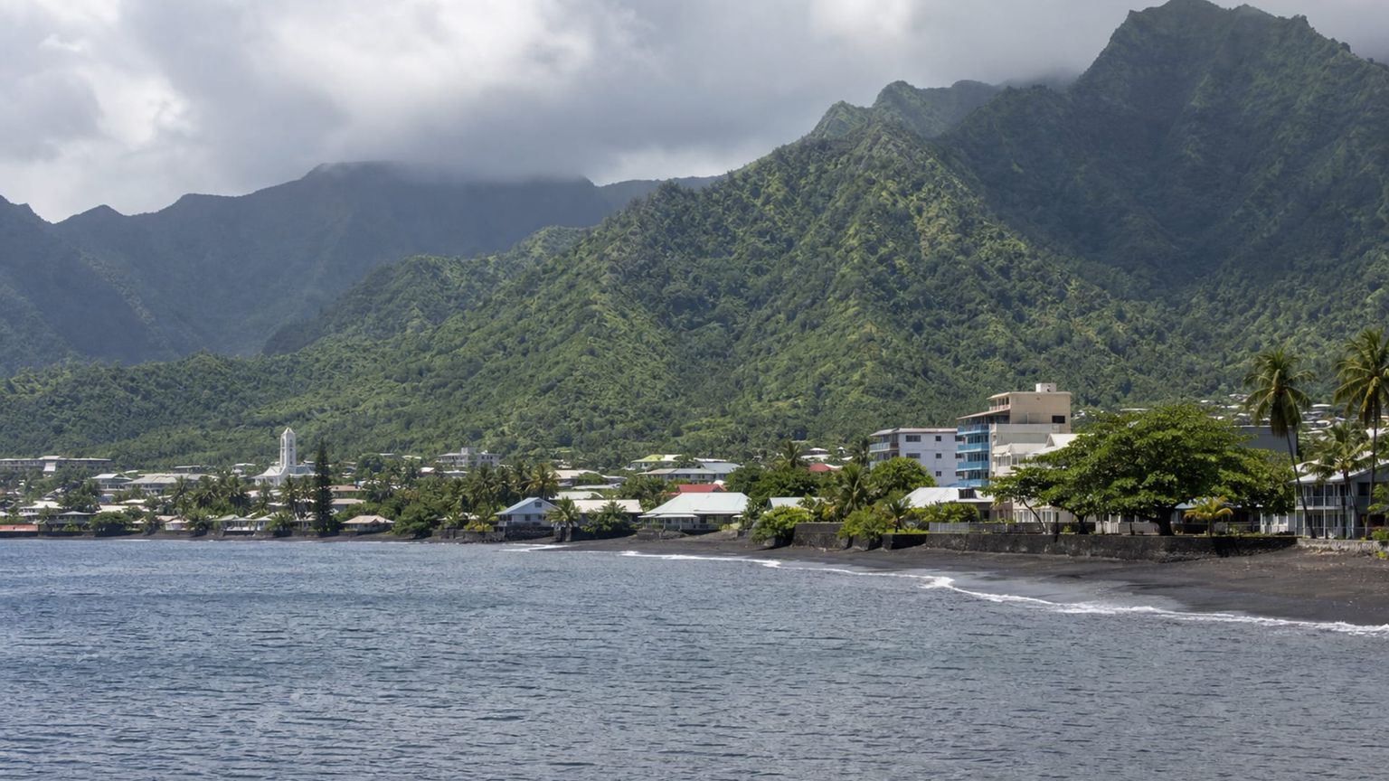 Tahiti travel guide: How to experience the city without rushing 3 Useful things to know