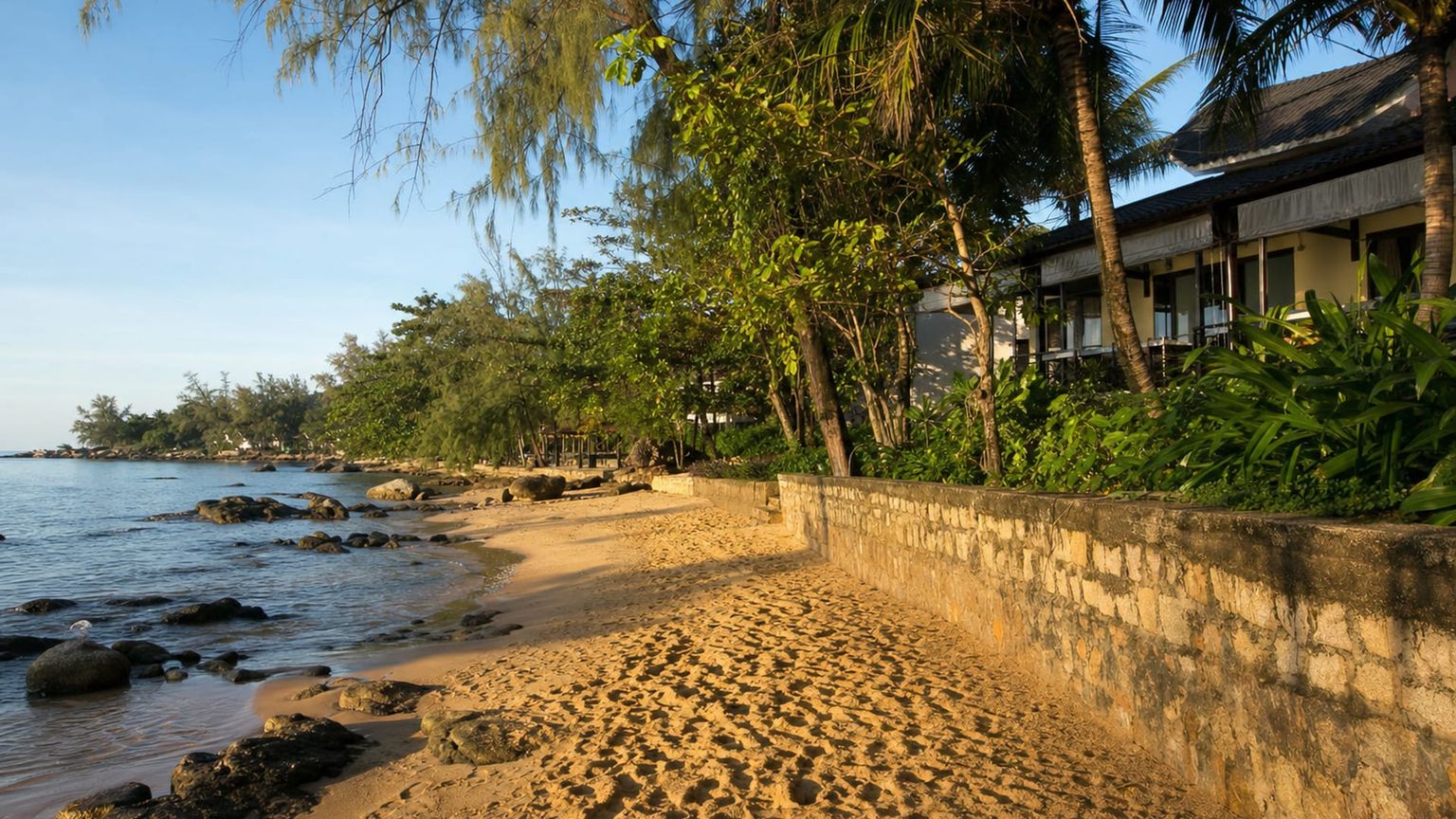 Phu Quoc Island travel guide: How to experience the city without rushing 14 Ong Lang