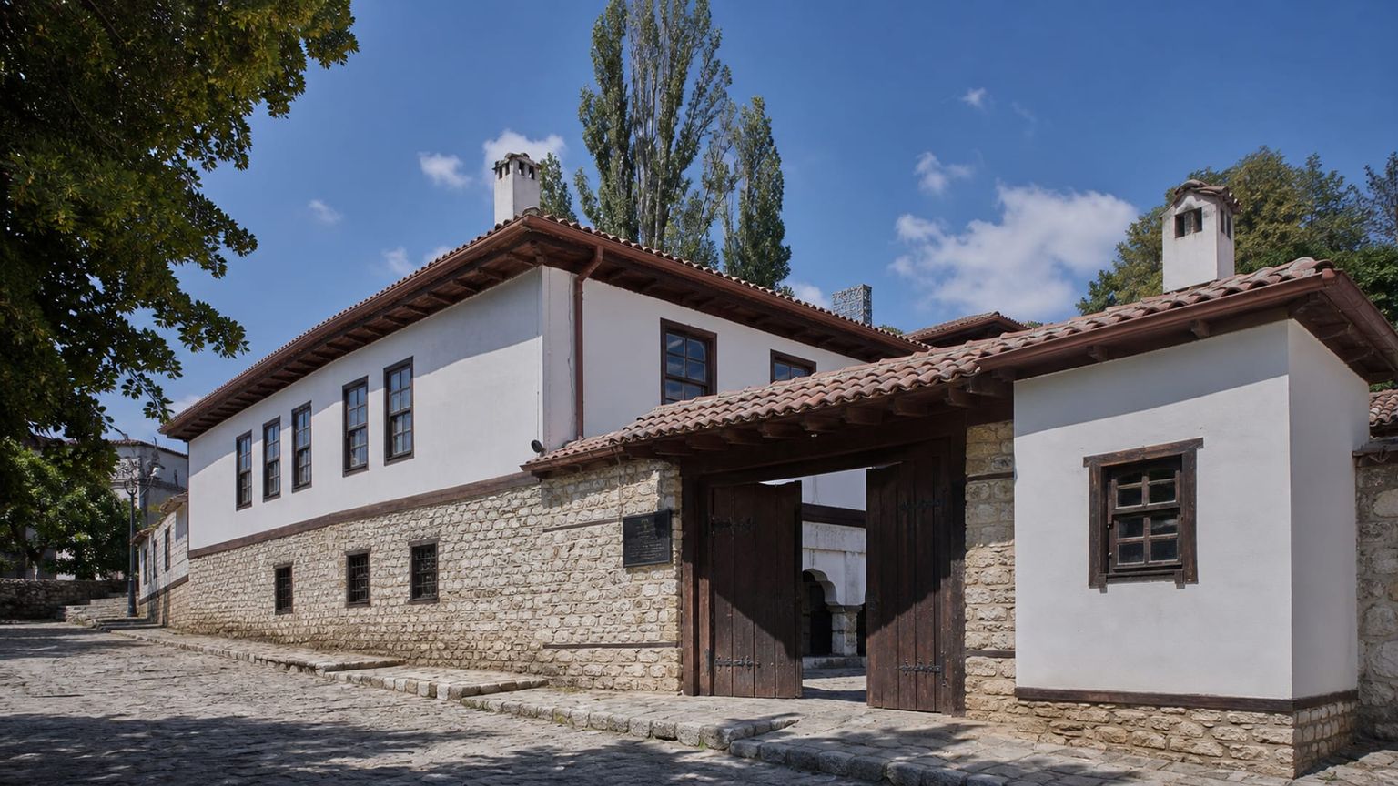 Pristina travel guide: How to experience the city without rushing 21 Fatih Mosque