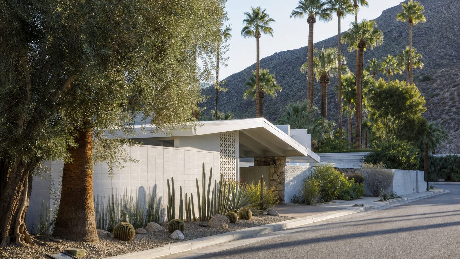 Palm Springs travel guide: How to experience the city without rushing 15 Warm Sands