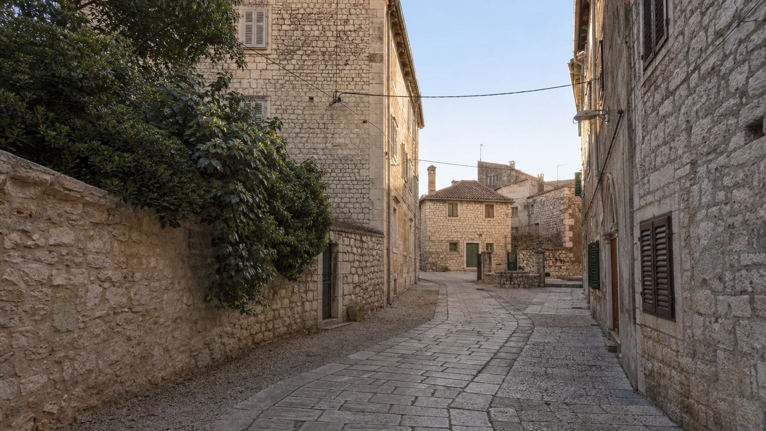 Pula travel guide: How to experience the city without rushing 14 Old Town