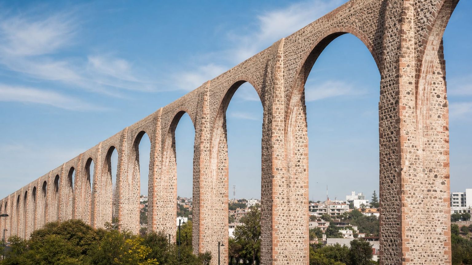Querétaro travel guide: How to experience the city without rushing 22 Aqueduct of Querétaro