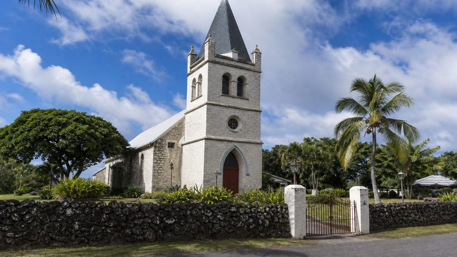 Avarua travel guide: How to experience the city without rushing 29 Day 4: Tupapa and Wharf Walks