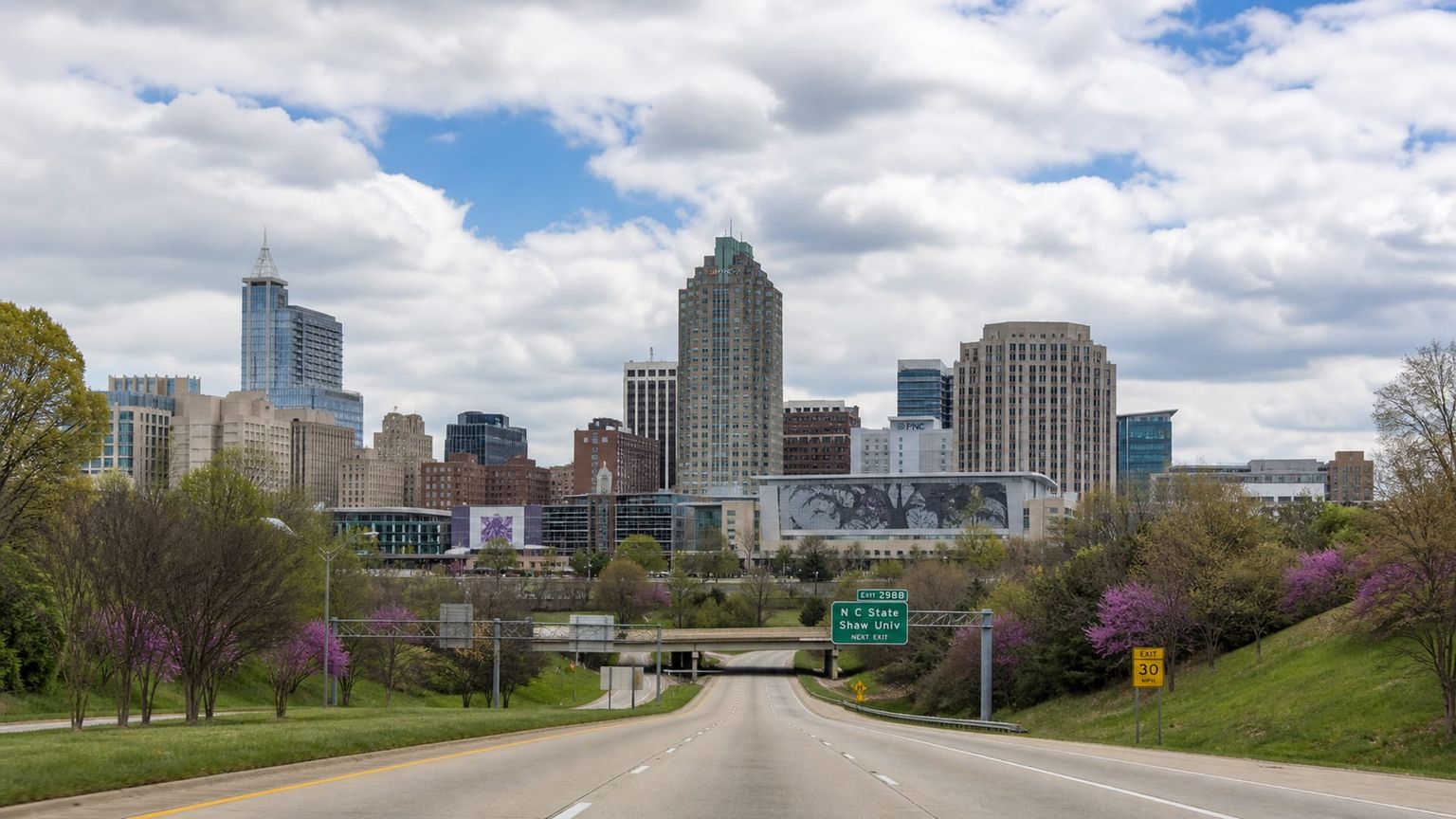Raleigh travel guide: How to experience the city without rushing 32 Business-class flights from the US to Raleigh