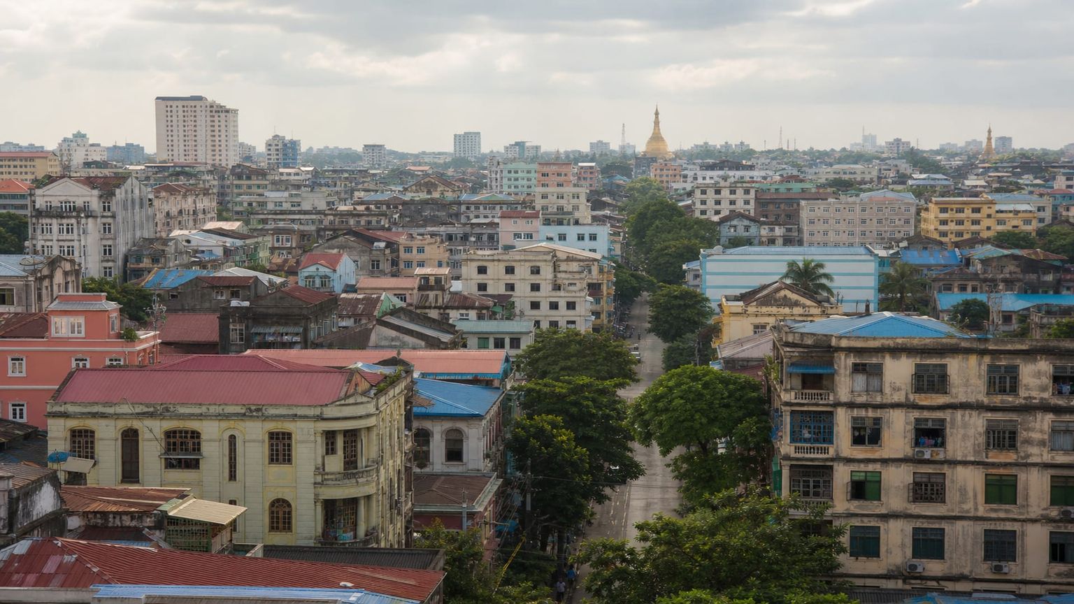 Yangon travel guide: How to experience the city without rushing 26 Traditional food