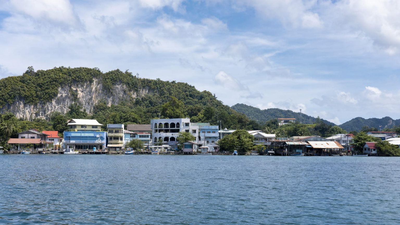 Koror travel guide: How to experience the city without rushing 31 Business-class flights from the US to Koror