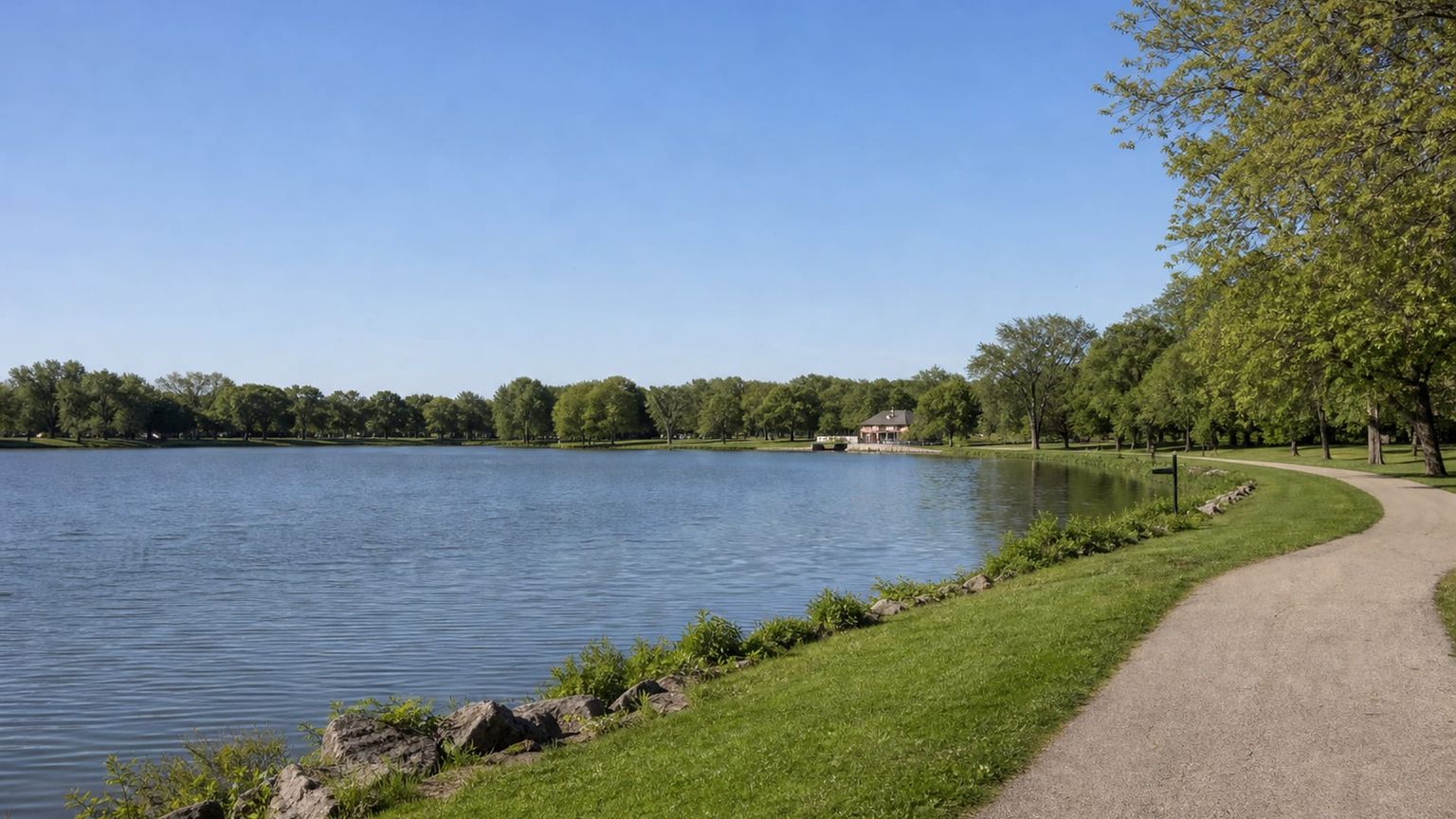 Rochester travel guide: How to experience the city without rushing 27 Day 2: Silver Lake and Downtown