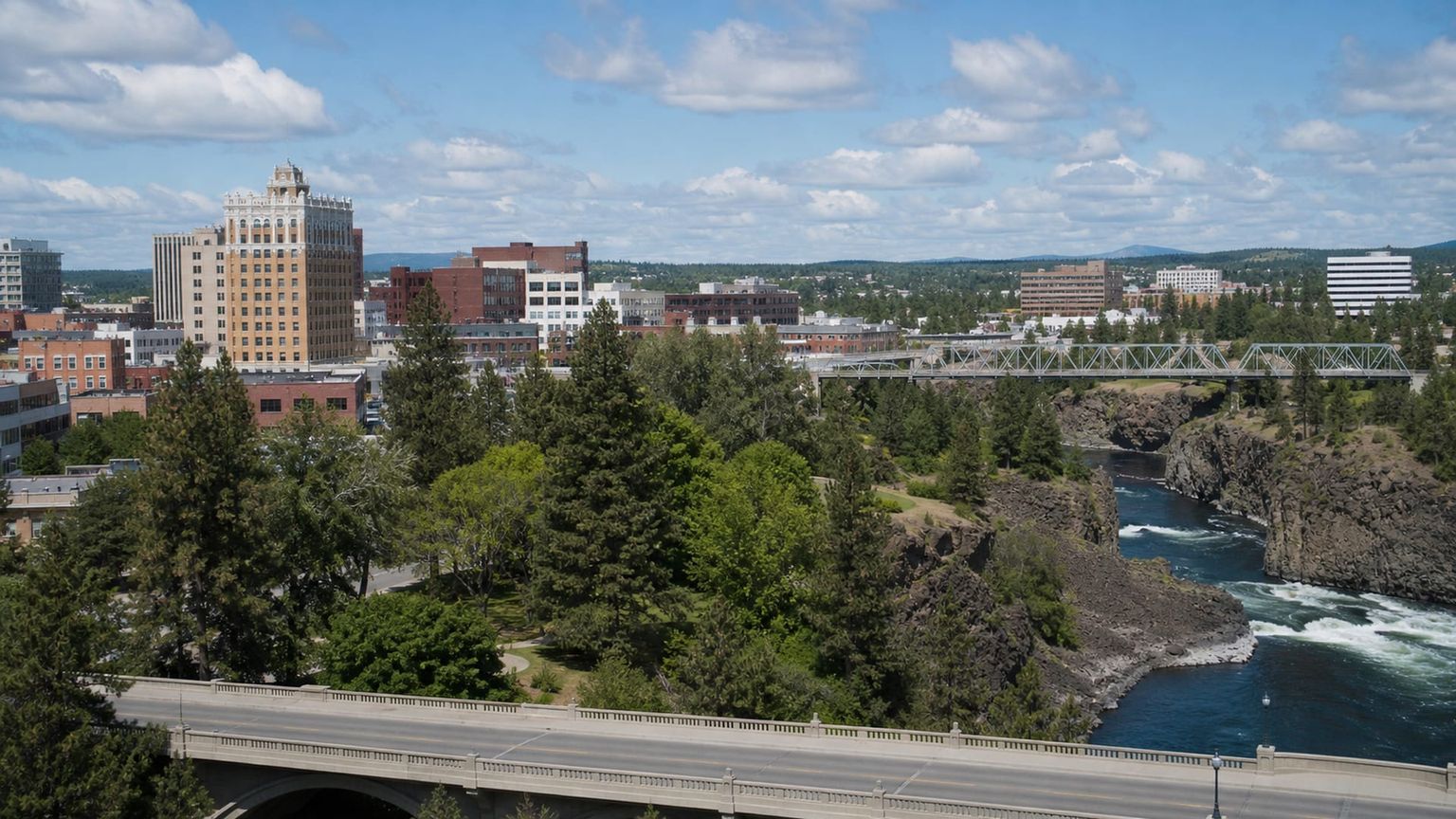 Rochester travel guide: How to experience the city without rushing 20 Mayo Civic Center and Rochester Art Center