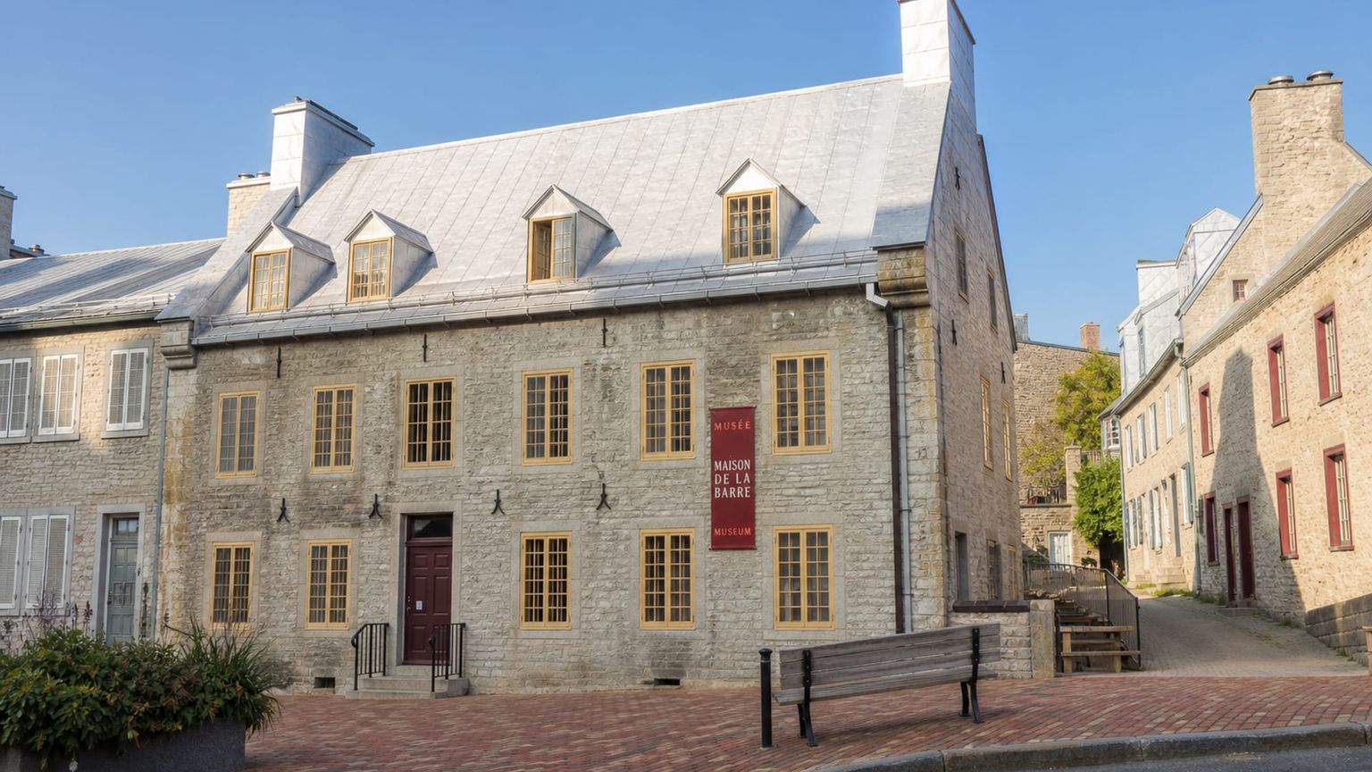 Quartier du Roi travel guide: How to experience the city without rushing 22 Wall House Museum
