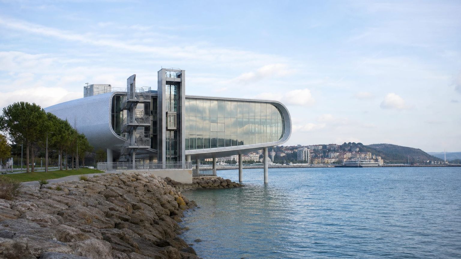 Santander travel guide: How to experience the city without rushing 27 Day 2: Centro Botín and the Waterfront